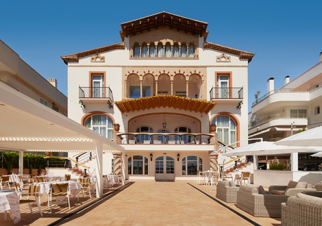 Façade principale Hotel Casa Vilella Sitges