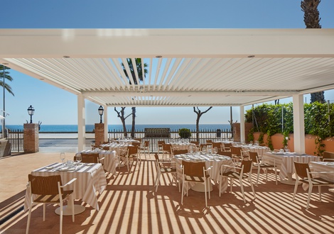 Restaurant terrasse vue sur la mer Hotel Casa Vilella Sitges